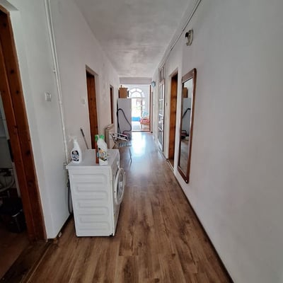 Rent of furnished 5-room apartments, 150 m², Faleza Nord, Constanța, Romania